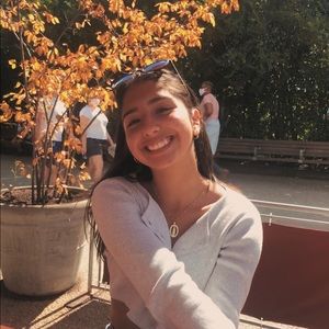 Meet your Posher, Ashley